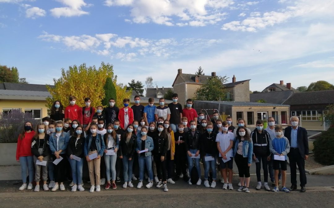 Remise des chéquiers jeunes de 3ème